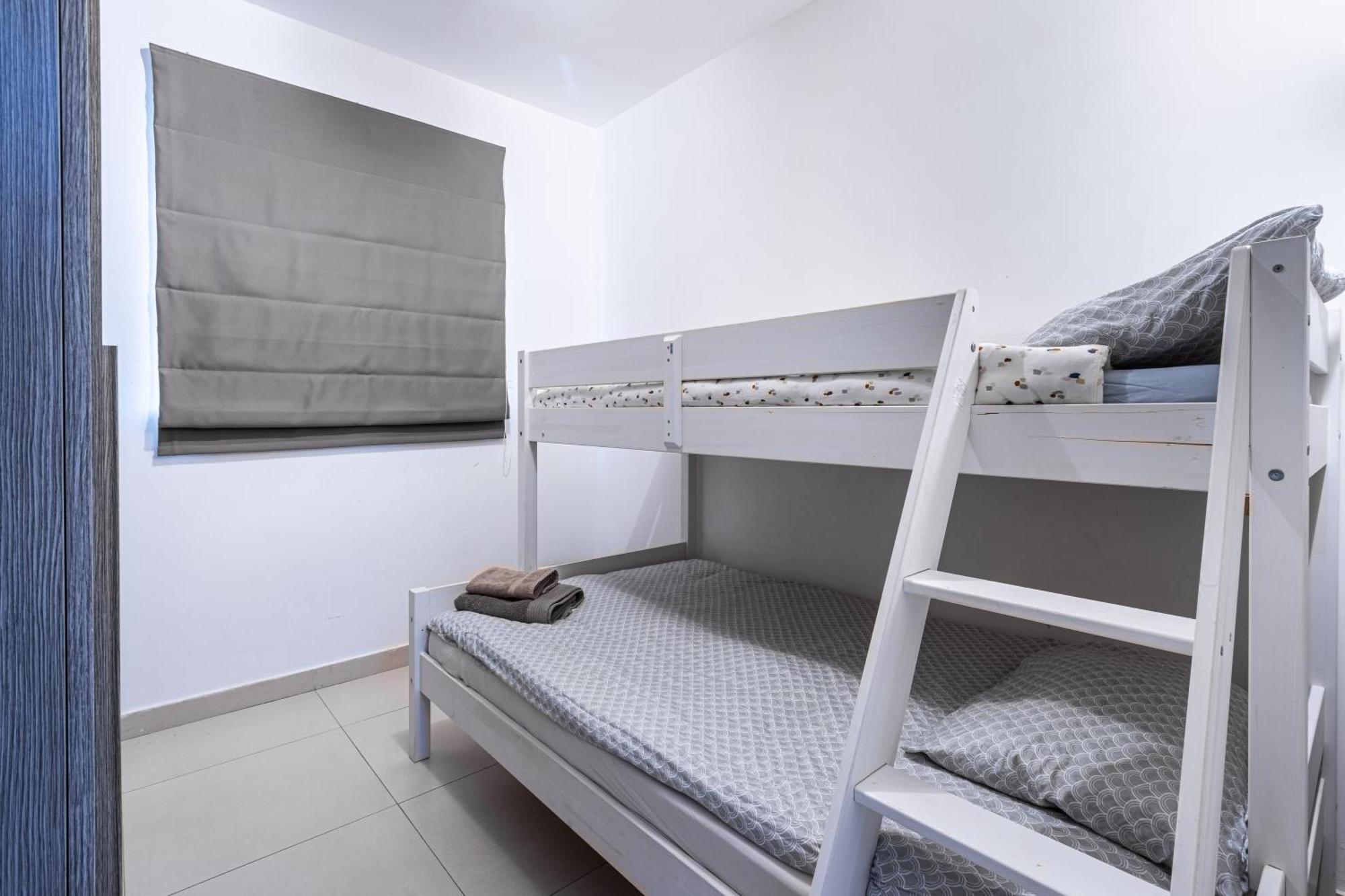 Saint Julian's St Julians - Balluta 2 Bedroom Apartment מראה חיצוני תמונה
